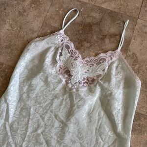 VINTAGE VAL MODE‎ LIGHT GREEN LINGERIE!  Size M Stunning Lace Work Made In USA